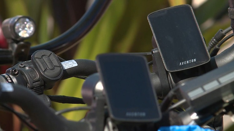 Legislador estatal planea un nuevo proyecto de ley de seguridad para bicicletas eléctricas después de que DeSantis vete la legislación