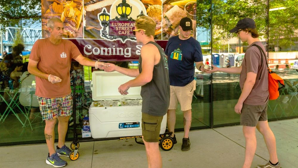 European Street Café abrirá un cuarto sitio en Riverfront Plaza en el centro