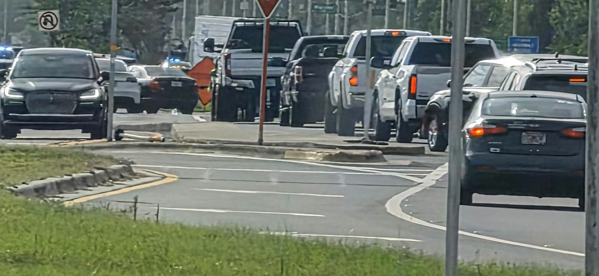 MUERE ATROPELLADO EN ST JOHNS, Fl, UN PEATÓN QUE, PRESUNTAMENTE, HUÍA CORRIENDO DE ICE