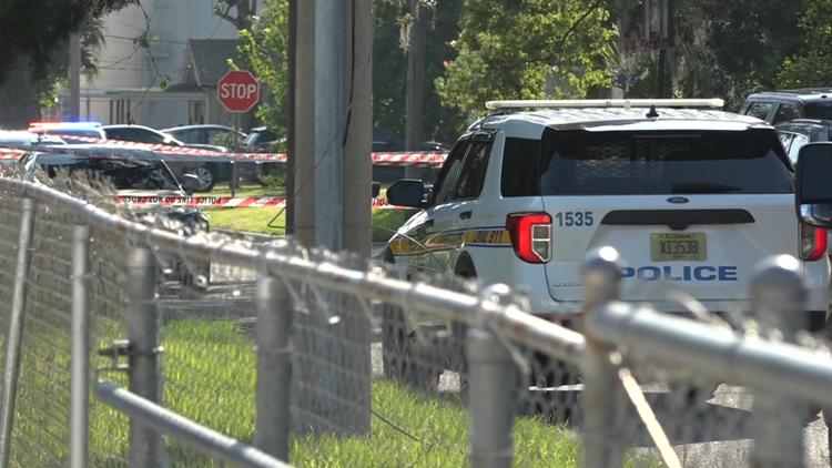 JSO: Mujer arrestada después de disparar y matar a un hombre en el lado norte de Jacksonville