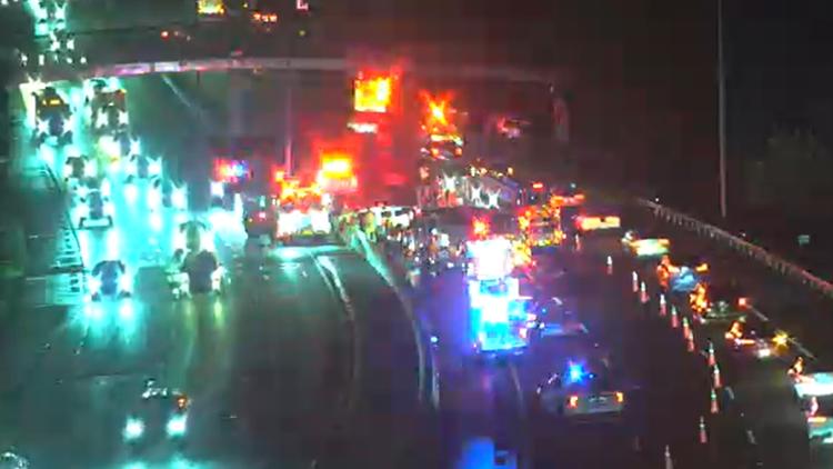 Un accidente con heridos bloquea todos los carriles menos uno de la I-95 Sur cerca de Lem Turner Road