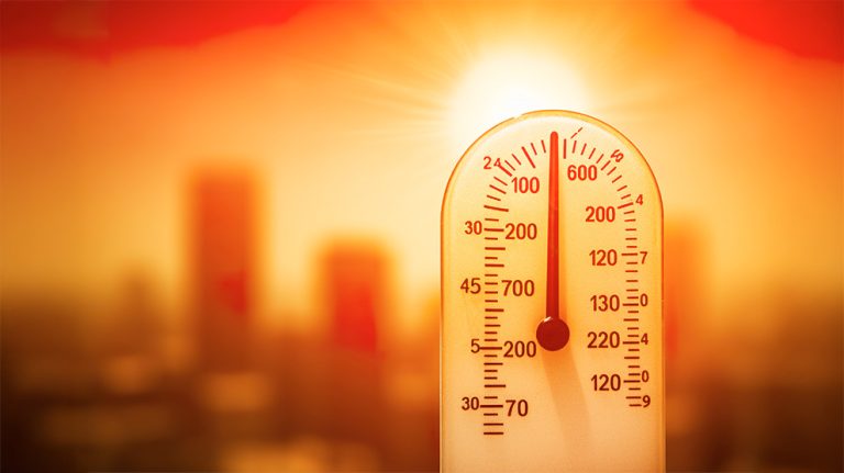 ALERTA POR CALOR EXTREMO EN JACKSONVILLE: ACTIVAN CENTROS DE ENFRIAMIENTO