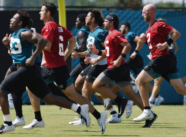 LOS JAGUARS ABREN SUS PRÁCTICAS AL PÚBLICO ESTE VERANO