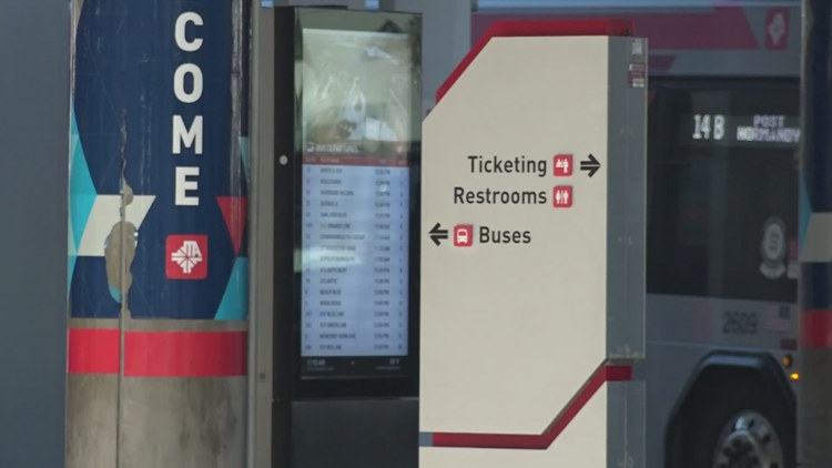 El programa piloto de JTA finaliza y las tarifas vuelven a subir para los pasajeros