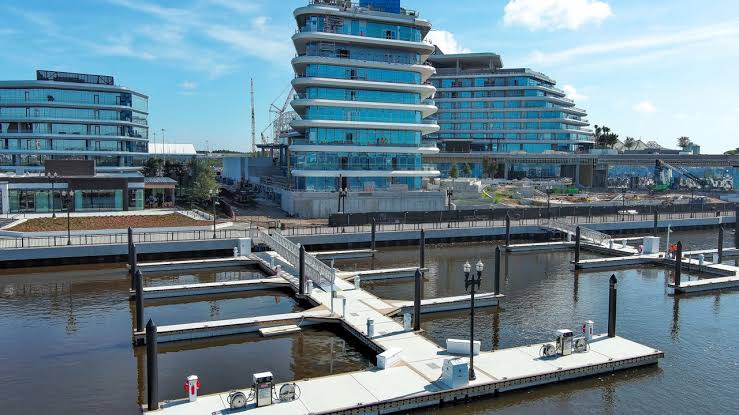 MET PARK MARINA REABRE SUS PUERTAS TRAS MULTIMILLONARIA RECONSTRUCCIÓN
