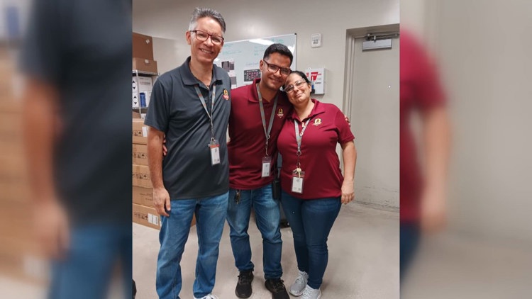 Conserje de escuela del condado de St. Johns detenido por ICE, sindicato y familia piden apoyo