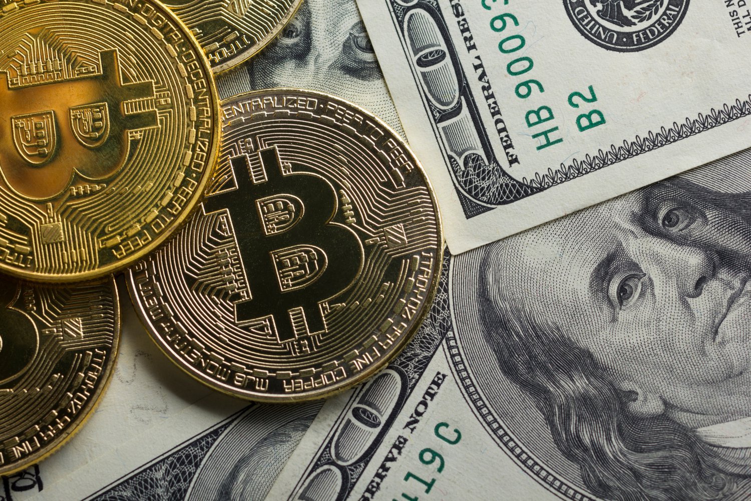 EMPRESA CRIPTO VINCULADA A TRUMP RECIBE LUZ VERDE PRELIMINAR PARA CREAR UN BANCO FEDERAL