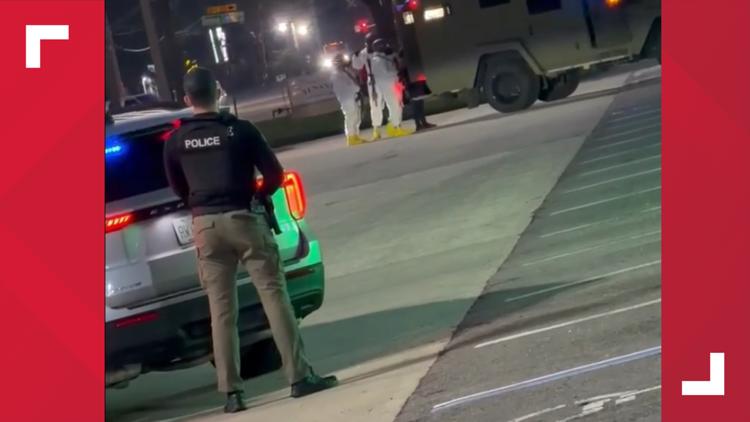 FBI executes search warrant at Jacksonville jewelry store; man seen taken away in handcuffs