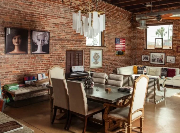 ANTIGUO CLUB NOCTURNO FUE TRANSFORMADO EN UNA IMPRESIONANTE CASA LLENA DE ARTE