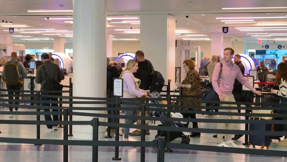 New parking garage just months away at Jacksonville International Airport