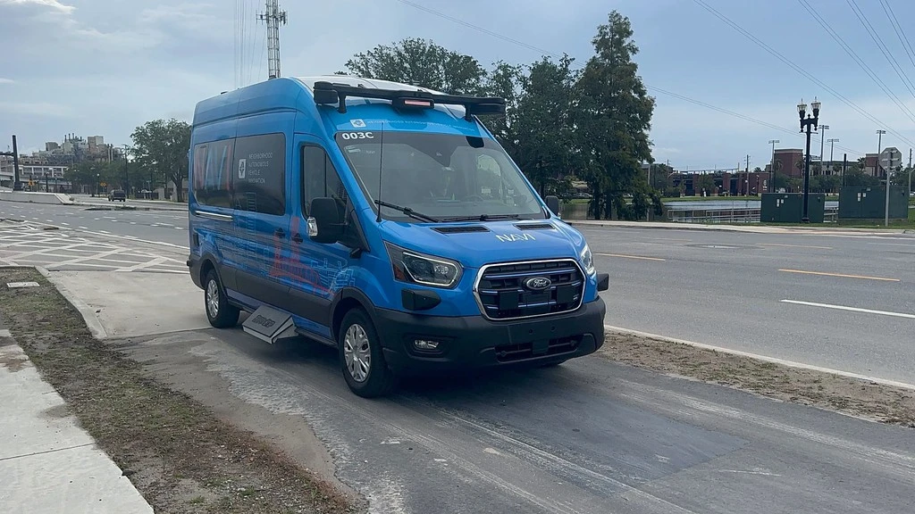 Facing shortfall, JTA will cuts jobs, reduce bus service and halt Skyway and NAVI