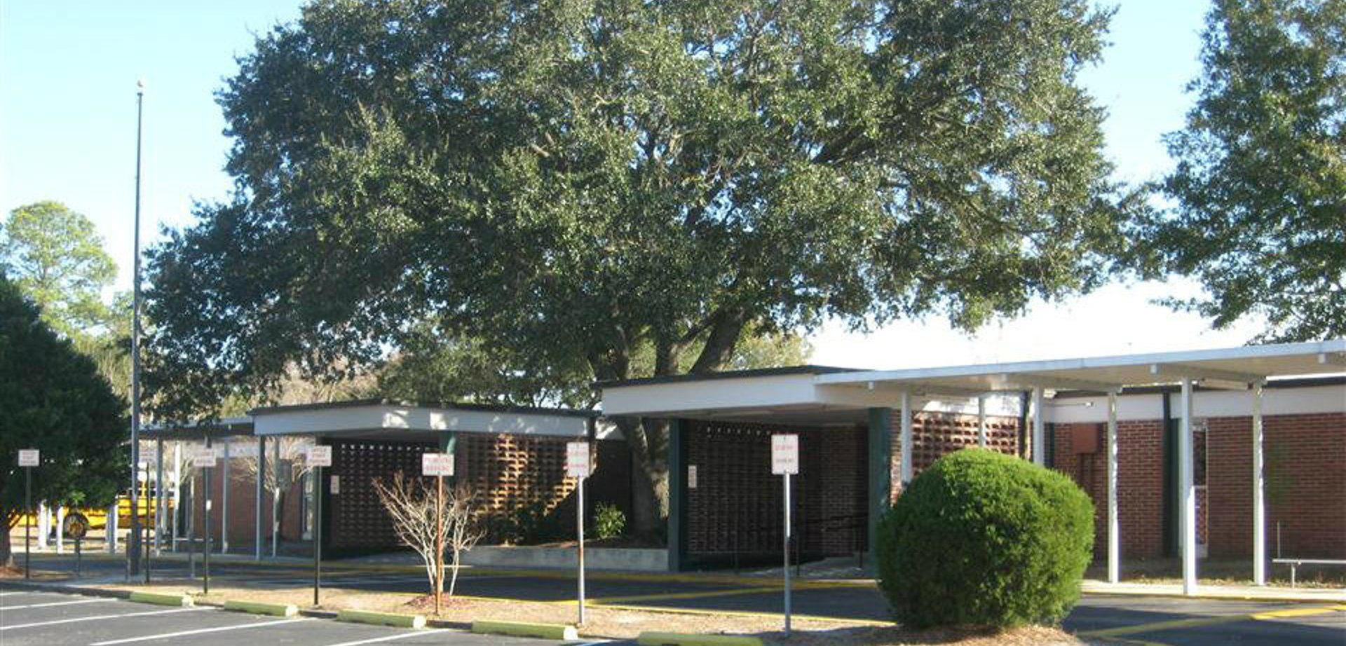 ALERTA EN JACKSONVILLE POR INTENTO DE SECUESTRO DE MENOR CERCA DE ESCUELA PRIMARIA