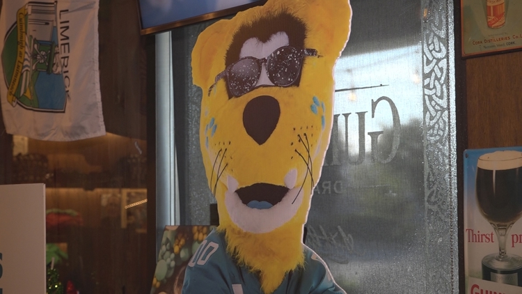 Beach bars gear up for influx of Jaguars fans amid stadium's reduced capacity