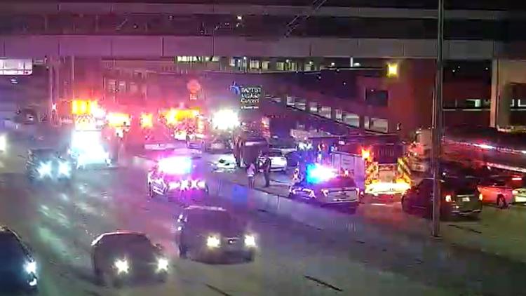 Traffic Alert: Crash with injuries blocking 3 lanes on Fuller Warren Bridge