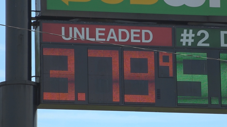 Georgia gas tax suspension gives drivers a break at the pump, as Jacksonville drivers pay more Georgia gas tax suspension gives drivers a break at the pump, as Jacksonville drivers pay more