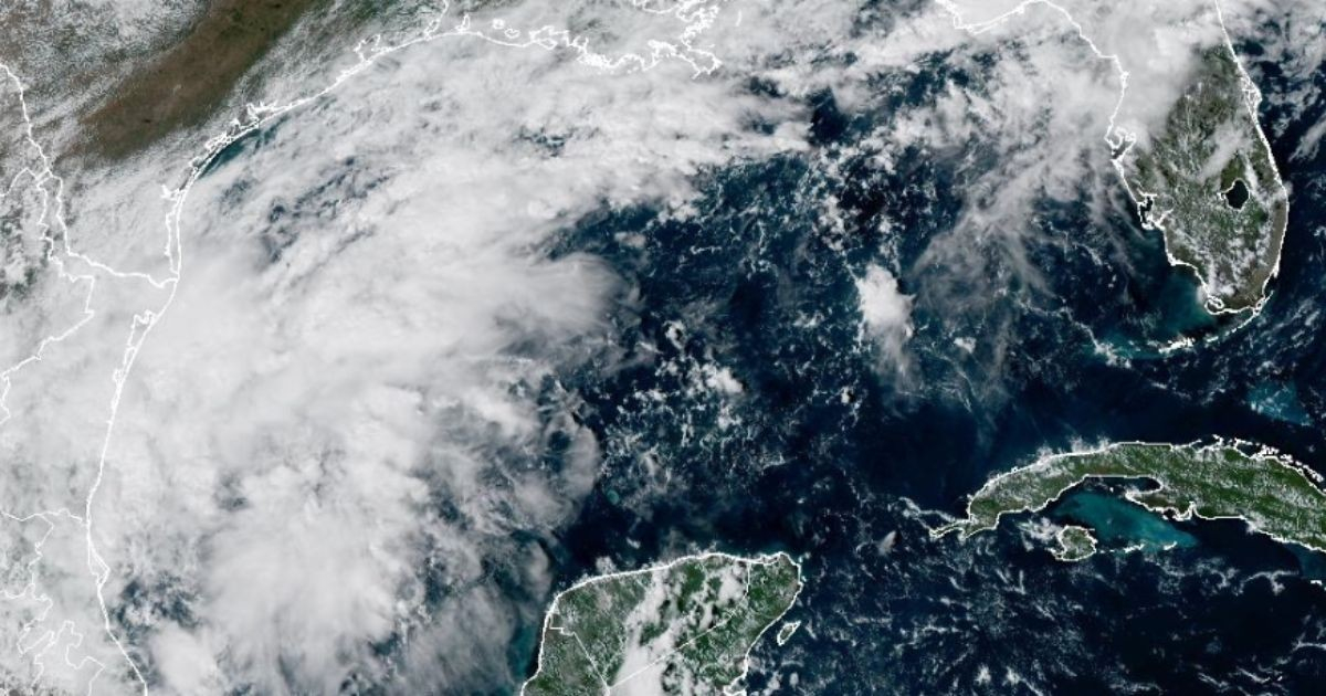 ALERTA POR FUERTE TEMPORAL Y POSIBLE CICLÓN EN EL GOLFO ALERTA POR FUERTE TEMPORAL Y POSIBLE CICLÓN EN EL GOLFO